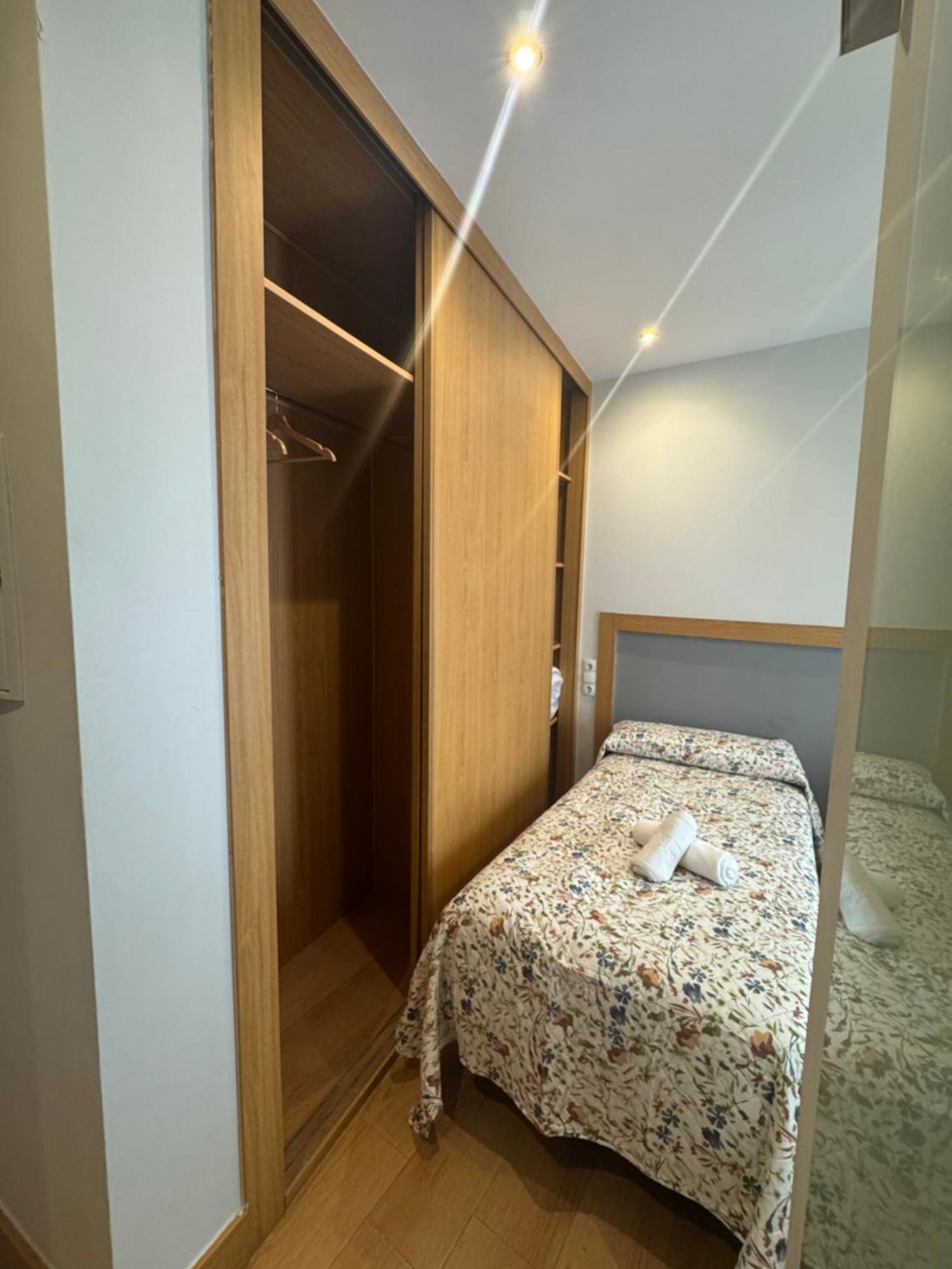 Alcazar Suites Jerez de la Frontera Bagian luar foto
