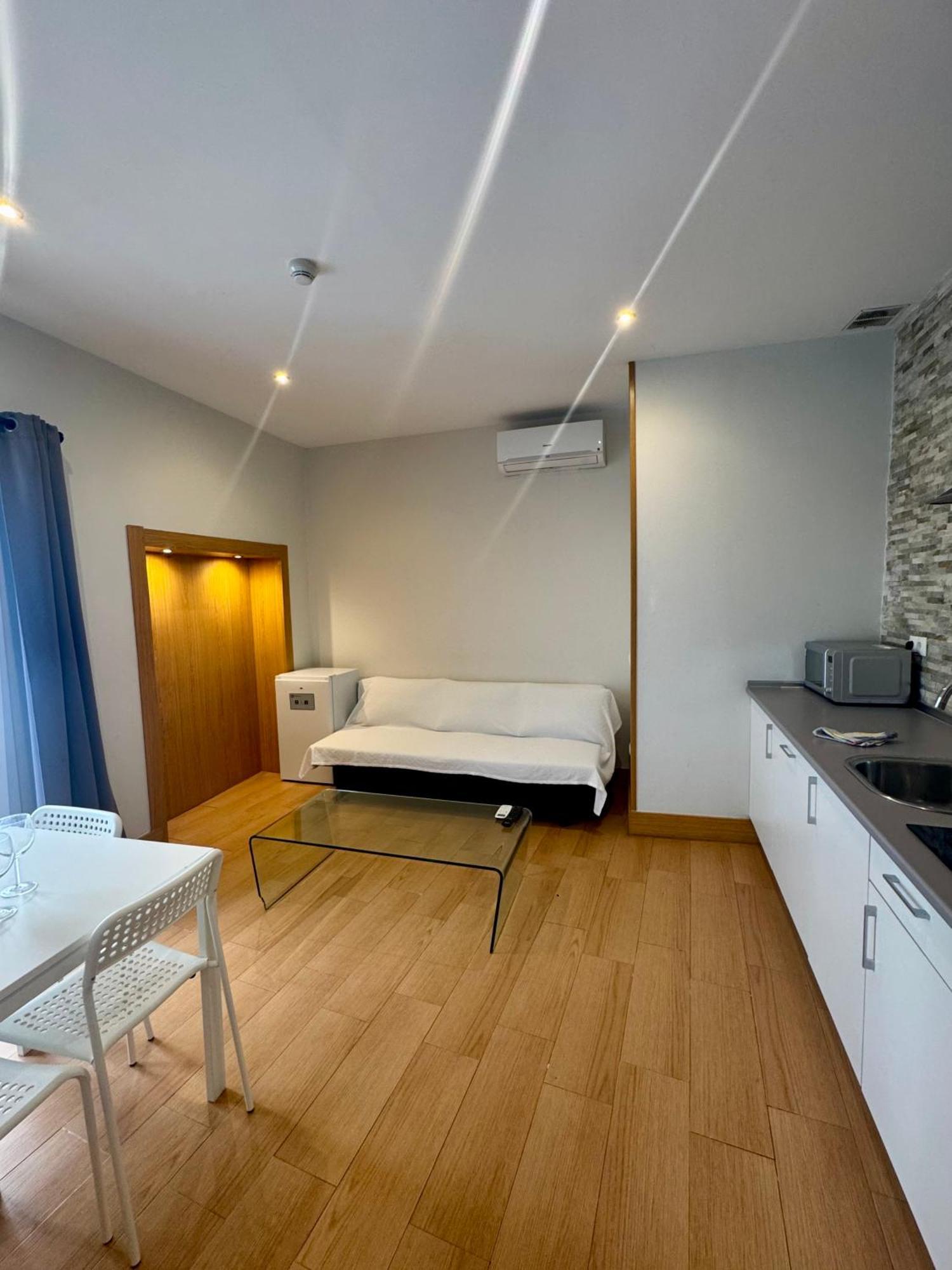 Alcazar Suites Jerez de la Frontera Bagian luar foto