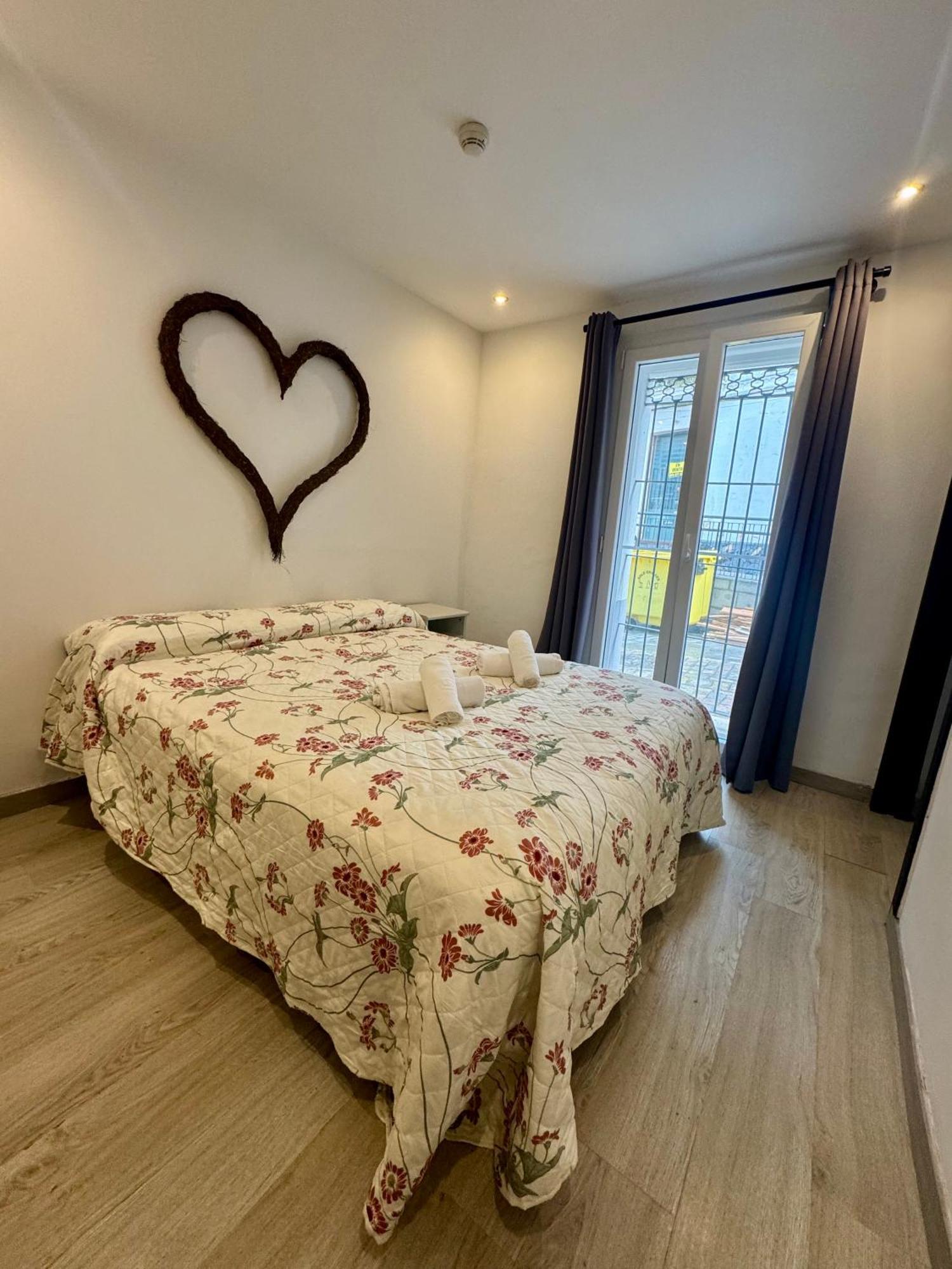 Alcazar Suites Jerez de la Frontera Bagian luar foto